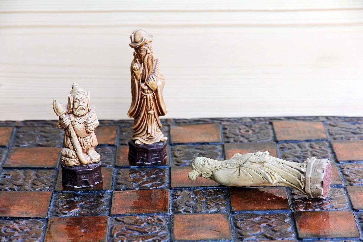 Avoid Moral Disengagement in Litigation