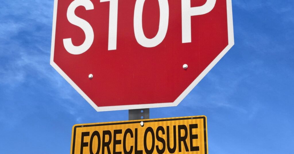 Retain a Foreclosure Lawyer in DC -- LEE LEGAL -- DC foreclosure lawyer