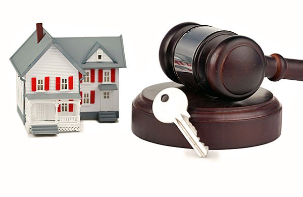 How Long After Bankruptcy Until I Can Buy a Home?